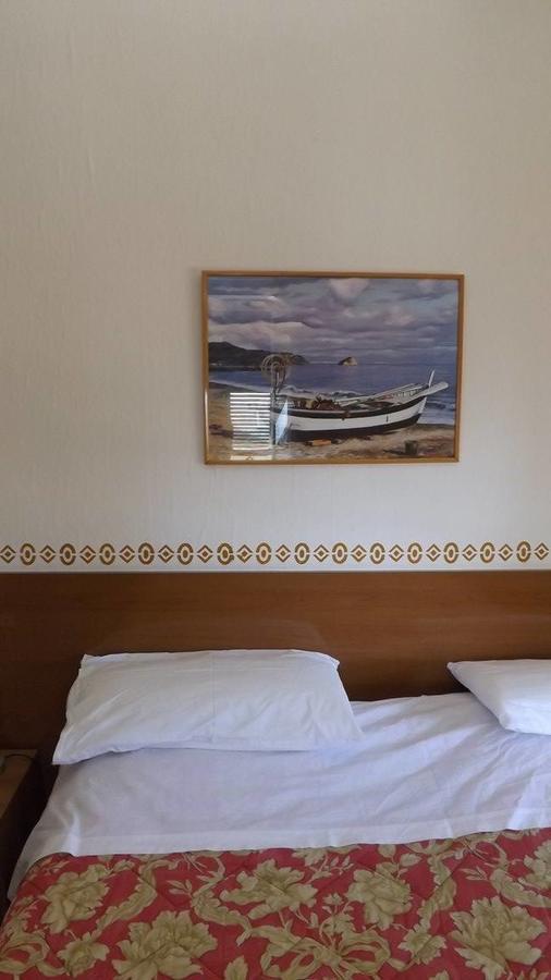 Hotel Azzurro Varazze Zewnętrze zdjęcie