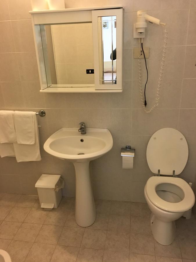 Hotel Azzurro Varazze Zewnętrze zdjęcie